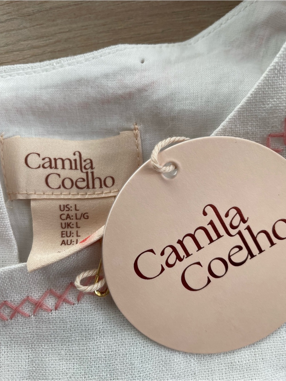 NWT CAMILA COELHO Embroidered White Two-Piece Set with Floral Motif - Picture 6 of 16
